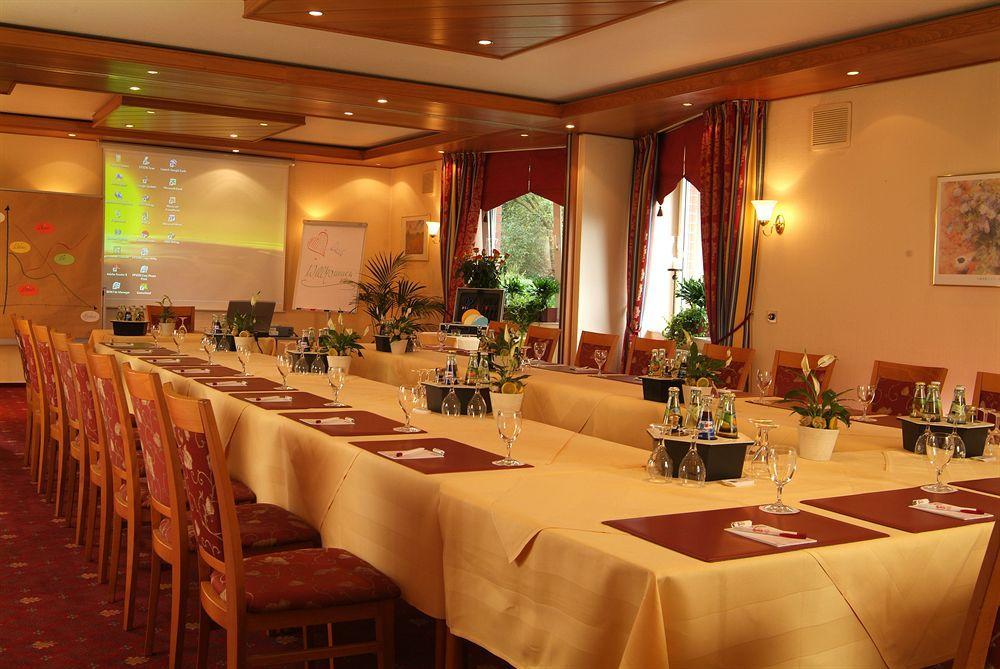 Hotel Am Badepark Bad Zwischenahn Exterior photo