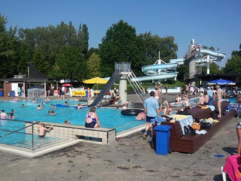Hotel Am Badepark Bad Zwischenahn Exterior photo